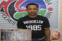 Polisi Tangkap Penjual Ratusan Butir Pil Zenith