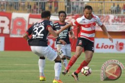 Madura United Kalahkan Bali United 2-0