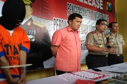 Polda Jatim Bekuk Tersangka Pengepul Bayi Lobster