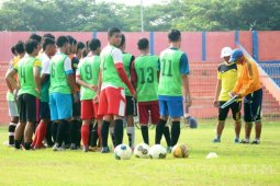 Sepak Bola - Persibo Peroleh Tambahan Pemain Luar Daerah