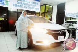 Guru SD Rebut Hadiah Utama Selanjung Rejeki 2017