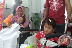 Kembar Siam Devina-Devani Diperbolehkan Pulang