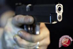 Seorang polisi tewas ditembak polisi, Polri berduka