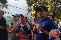 Sandiaga Lari Bersama "Jakarta Berlari" dan Beribadah Sebelum ke TPS