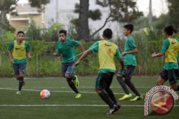 Jelang UN, PSSI Datangkan Guru Privat