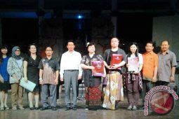 ISI Denpasar-Okinawa University Gelar "Mini Concert"