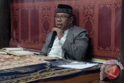 Pemimpin harus jadi teladan shalat berjamaah