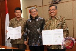 Pemprov-KPU Teken NPHD Pilgub Jabar 2018