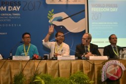 Dewan Pers: Pers jembatan komunikasi postif pemerintah-masyarakat