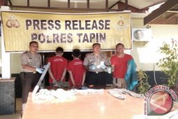 Korban Dibuang Kesungai Dalam Kondisi Hidup