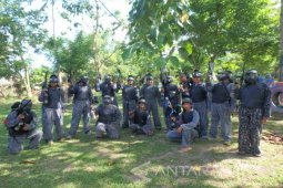 Adu Tembak Mengasah Kekompakan (Video)