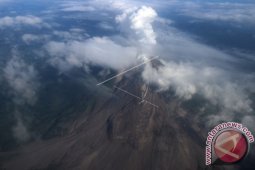 Gunung Sinabung Makin Rutin Erupsi