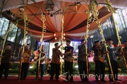 Tradisi Tebu Manten