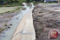 LSM Minta Kejaksaan Usut Proyek Kolong PL