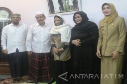 Menteri Rini Dorong Sinergi BUMN dengan Pesantren