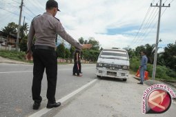 Polres Meranti Periksa Penumpang Kapal Dari Pekanbaru