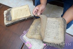 Penemuan Manuskrip Alquran Dan Kitab