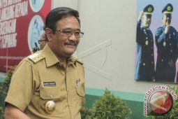 Djarot Berpesan Agar Ahok Bersabar