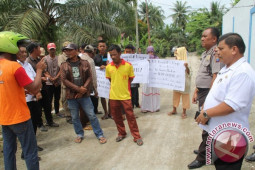 Pemkab Asahan Janji Tuntaskan Keluhan Warga Air Joman