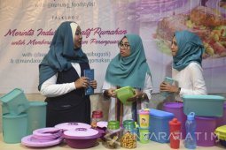 Wadah Plastik Halal