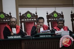 MA konfirmasi promosi tiga hakim perkara Ahok