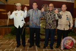 Wagub Jabar Buka Musyawarah Agung Ke-III FSKN