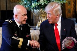 Trump-Arab Saudi Capai Kesepakatan Persenjataan 110 Miliar Dolar Amerika