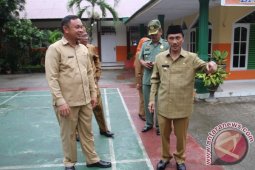 Bupati Gorontalo Bertekad Kembalikan Kejayaan Kelapa