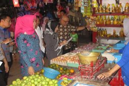 Idul Adha, Harga Bahan Pokok di Kediri Stabil