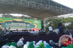 Ribuan Jamaah Antusias Ikuti Bandung Lautan Mengaji