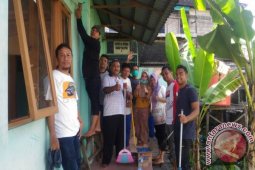 LKBN Antara Kalsel Bersih-bersih Mushalla