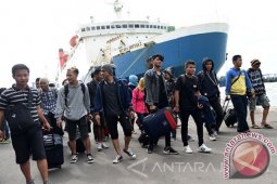 Lima Korban Tewas Dalam Musibah Kebakaran KM Mutiara Sentosa I