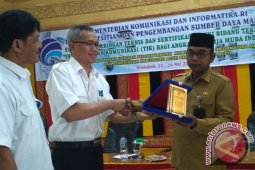 Kominfo sertifikasi tenaga kerja muda Aceh Barat