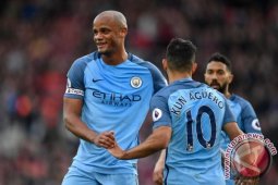 Manchester City Gunduli Watford 5-0
