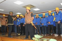 Wabup Penajam Hadiri Pelantikan Pengurus Lembaga Adat Paser