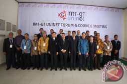 Rektor Unja hadiri IMT-GT Uninet Forum