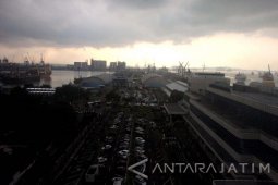 Alur Pelayaran Barat Surabaya Bergeser