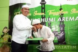 Komunitas Aksara Tumapel Santuni Ratusan Yatim Piatu