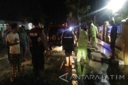 Hujan Deras Disertai Angin Kencang Landa Pamekasan