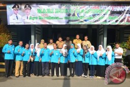 Banjar Terima Penghargaan Imunisasi Dasar Lengkap