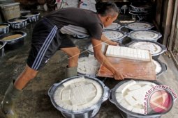Pengusaha tahu keluhkan kenaikan harga kedelai impor