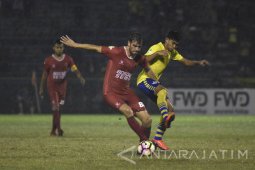 Persegres Imbang Lawan PSM Makasar 1-1