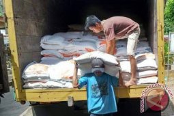 Bantuan Sosial Beras Sejahteta Mulai Disalurkan