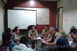 Pemkot Surabaya Tinjau Ulang Izin Pasar Tanjungsari