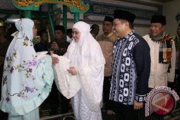 Pemkab Berikan Bantu Sembilan Masjid