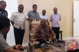 Gubernur: Papua tidak boleh kehilangan identitas