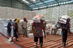 Ketua DPRD Bondowoso Instruksikan Kades Tolak "Rastra" Tak Layak