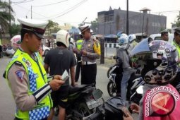 Tim Gabungan Tilang Belasan Sepeda Motor