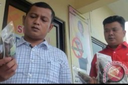 Tim Gabungan Amankan Belasan Kilogram Kurma Kedaluwarsa