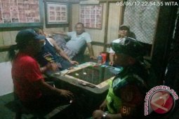 Babinsa Patroli Poskamling Tingkatkan Keamanan Selama Ramadhan